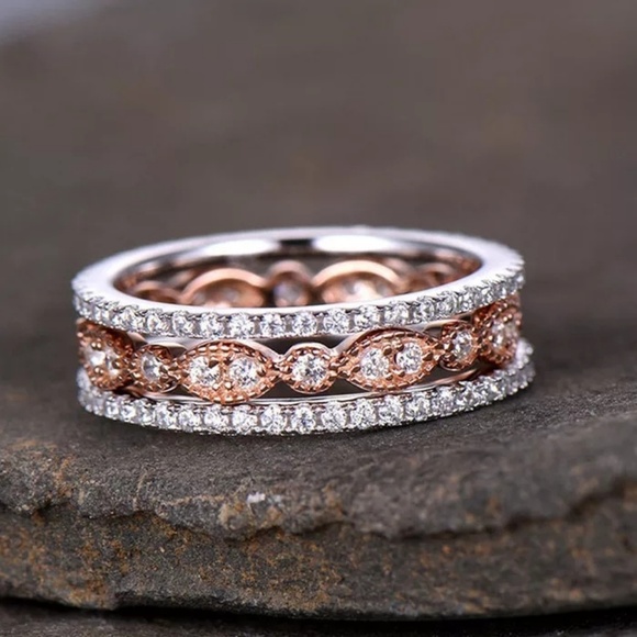 🔥LAST 1🔥SET OF 3 DAINTY SIMULATED DIAMOND RINGS - Picture 2 of 8